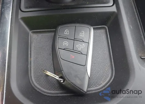 2024 Chevrolet Silverado 4Wd Short Bed Rst из США, поврежденный, VIN 1GCUDEED3RZ370320